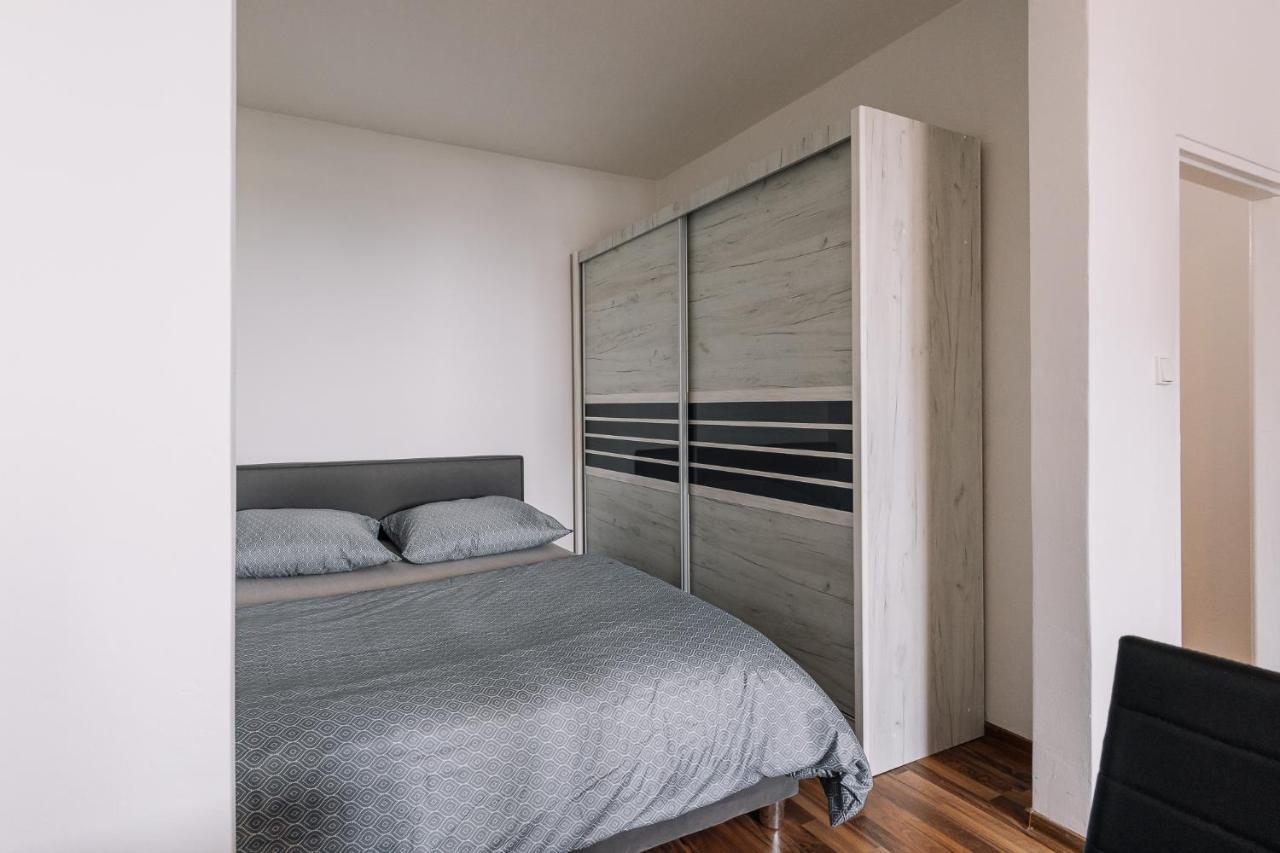 Cozy Apartment In Ruzinov Bratislava Exterior foto